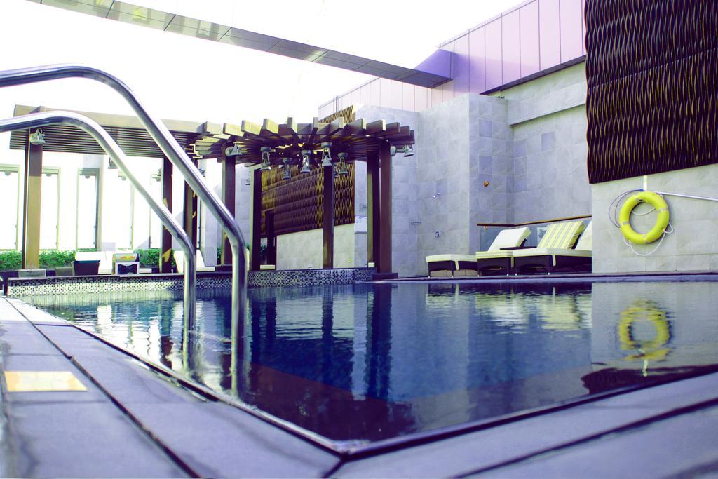 Halo Hotel Dubaï Extérieur photo